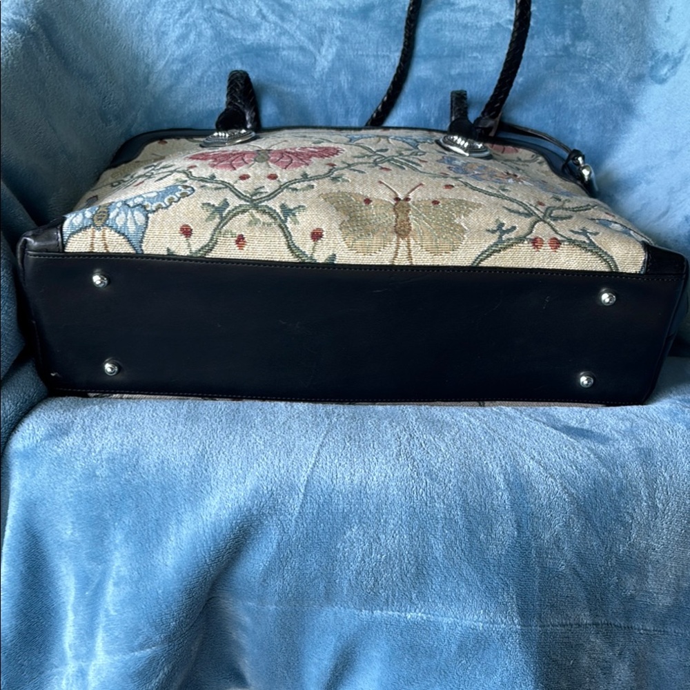 Brighton Tapestry and Leather Tote Bag - Picture 5 of 8